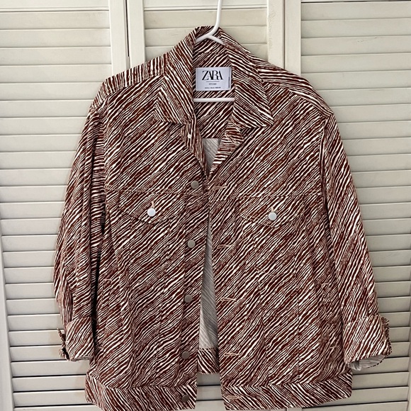Zara printed oversized jacket limited edition. - Picture 1 of 9